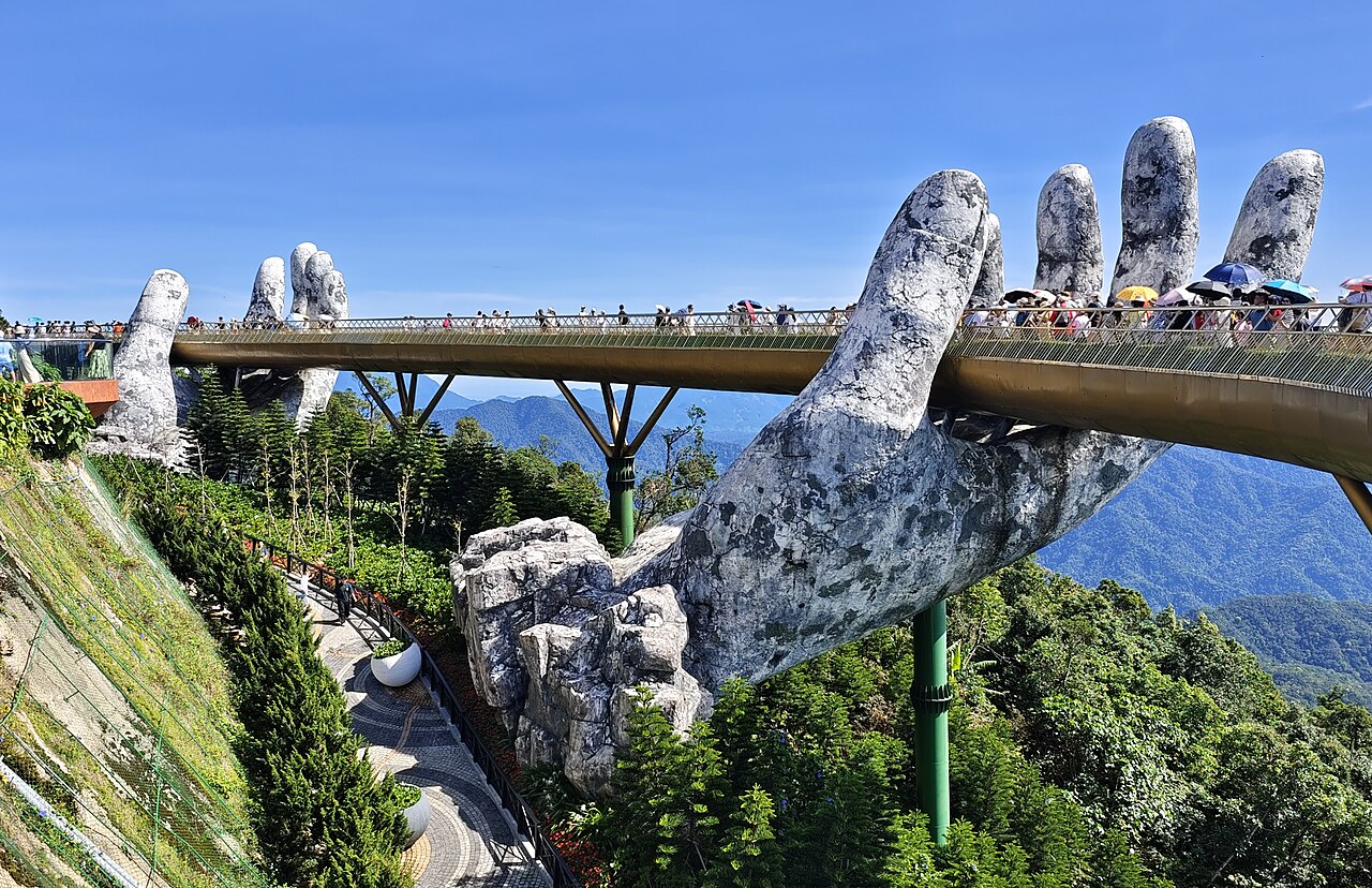 巴拿山黃金橋
